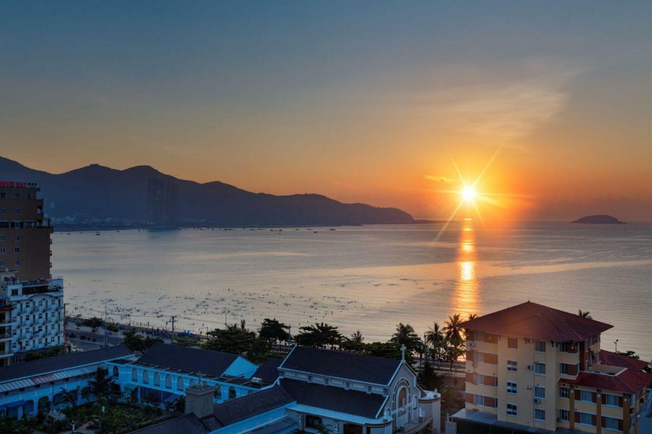 Aston Nha Trang City Hotel Kültér fotó